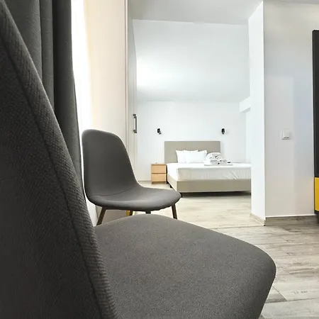 Eric Πανσιόν 3*