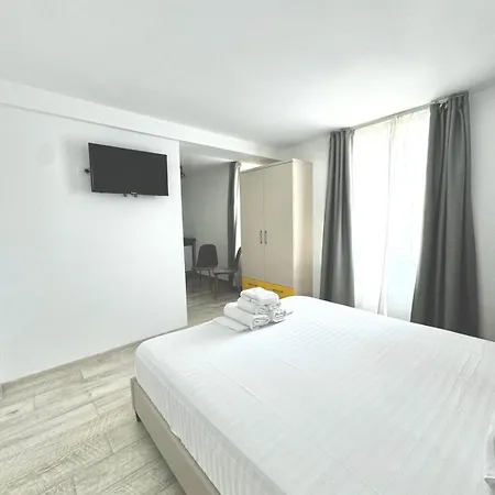 Eric Πανσιόν 3*